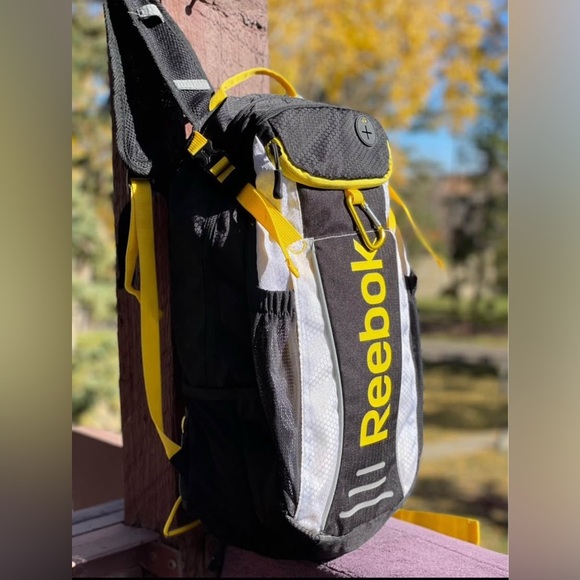 Reebok Eco-Stream Hydration Pack - Picture 1 of 9